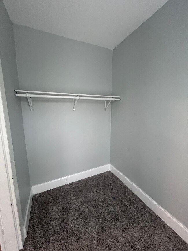 Building Photo - 2915 Hull Street Rd