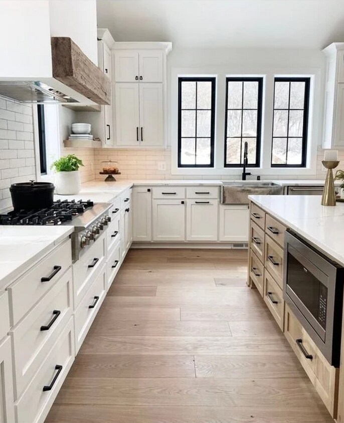 750 Windsor Ct Unit 1, Branson, MO 65616 Room for Rent in Branson, MO