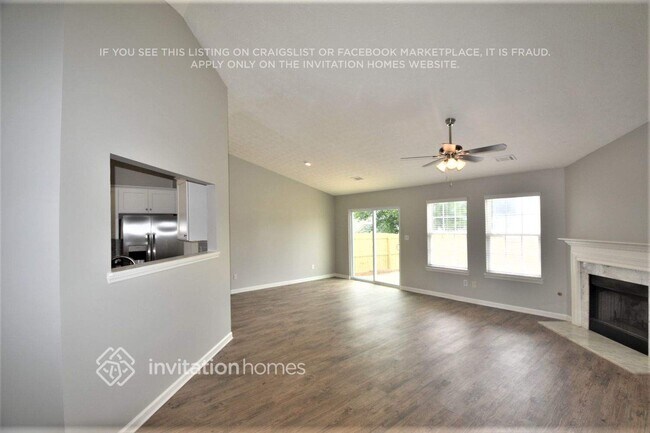 Foto del edificio - 1720 Courtyard Ln