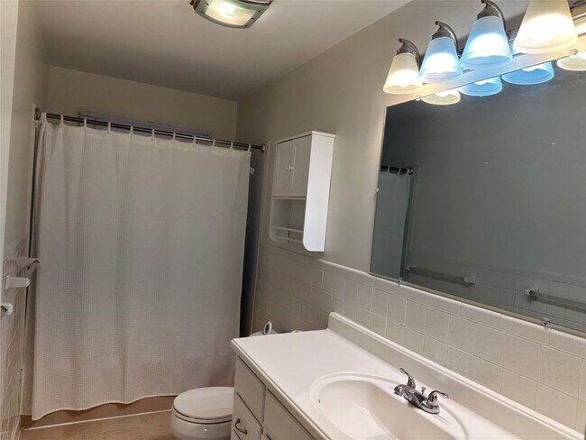 Foto del edificio - 4034 Chilton Ct