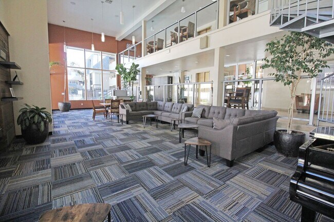 Foto del interior - University Court