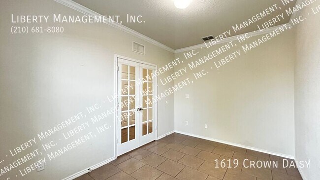 Foto del edificio - 1619 Crown Daisy