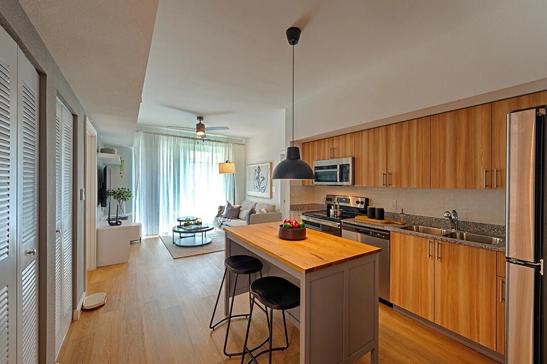 Foto del edificio - 18036 Park Row Blvd