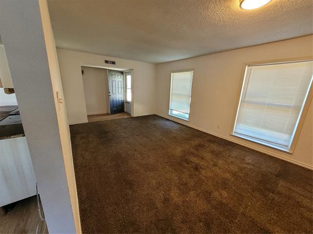 Foto del edificio - 6508 Burrows Ct