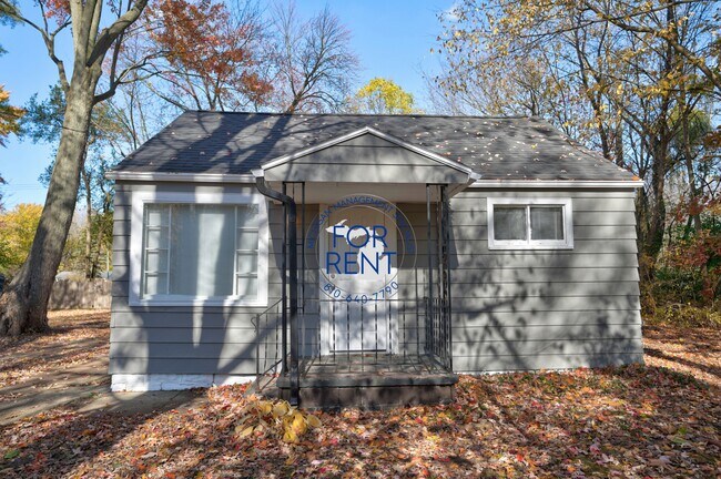 Foto del edificio - 2429 Lincoln Manor Dr