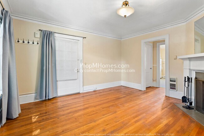 Foto del edificio - Enchanting Two-Bedroom Retreat in the Hear...