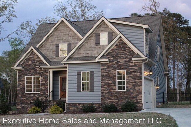 Foto del edificio - 3 br, 2.5 bath House - 212  Laurel Drive