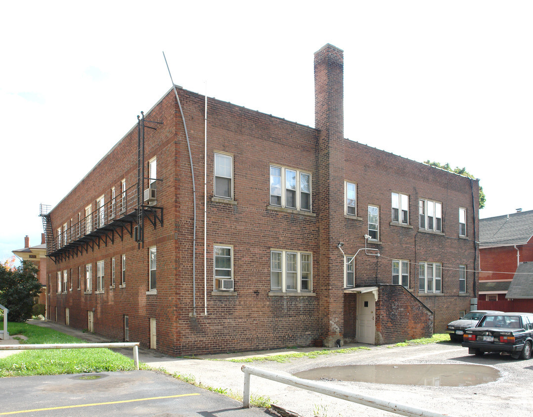 Foto del edificio - 145 S Fitzhugh St