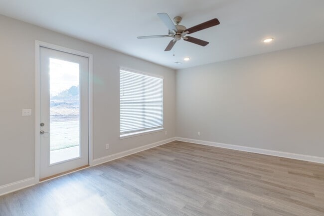 Building Photo - 4860 Ancient Glacier Ln