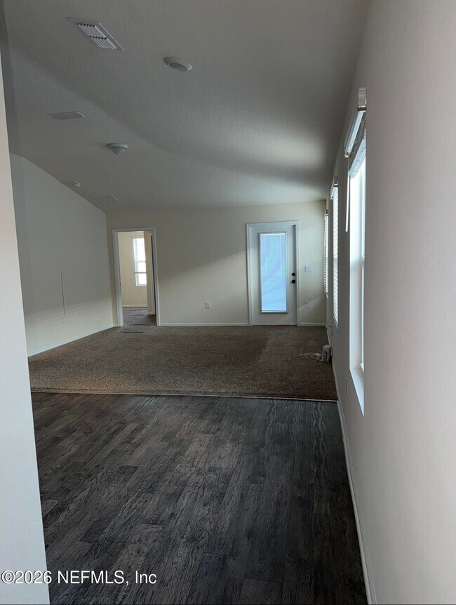 Foto del edificio - 15706 Equine Gait Dr