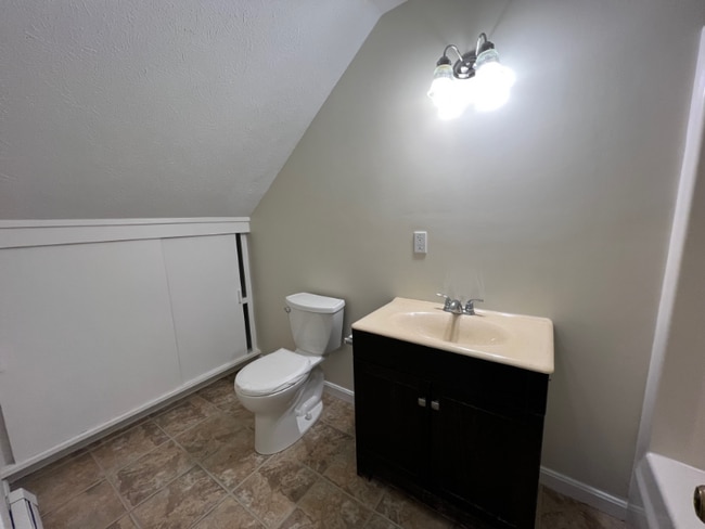 Foto del edificio - 891 Mammoth Rd