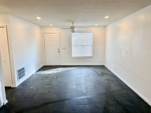 Building Photo - 344 Edgewood Ct