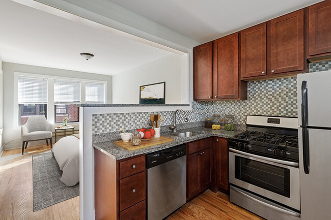 Building Photo - 4407 Wolcott