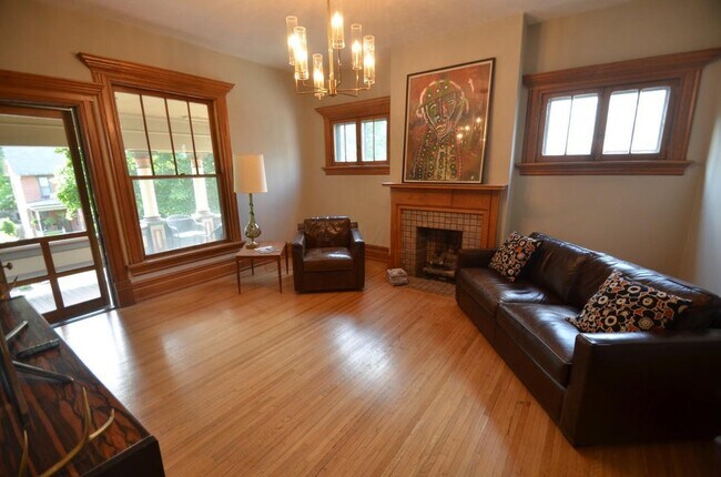 Living Room - 1340 Forsythe Ave