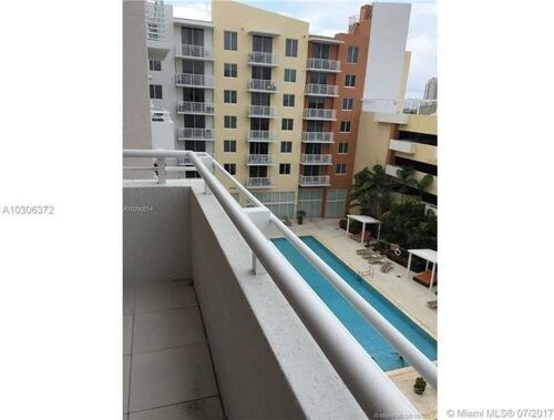 Foto principal - 2775 NE 187th St