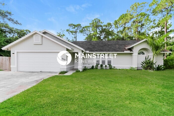 Foto principal - 3 Bedroom Pet-Friendly Home in Loxahatchee...
