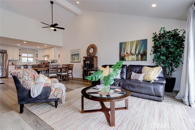 Foto del edificio - 222 S Irena Ave