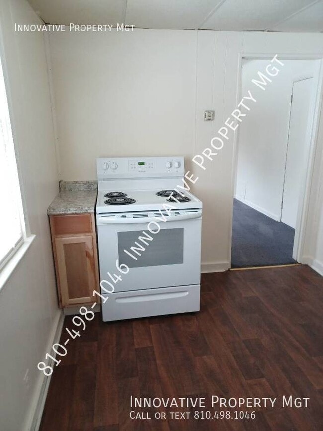 Building Photo - Great 1 Bedroom Apartment! Close to Downtown!