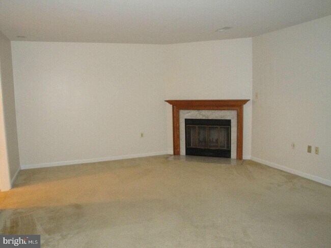 Building Photo - 9338 McCarthy Ct
