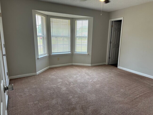 Building Photo - 1456 Coalition Cir