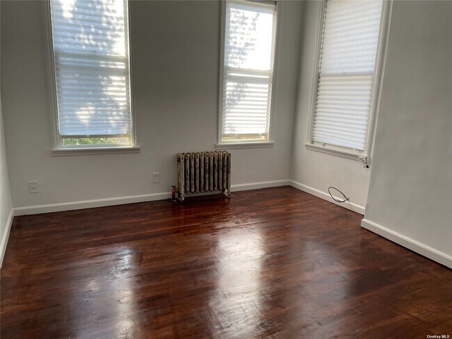 Building Photo - 87-25 78th St