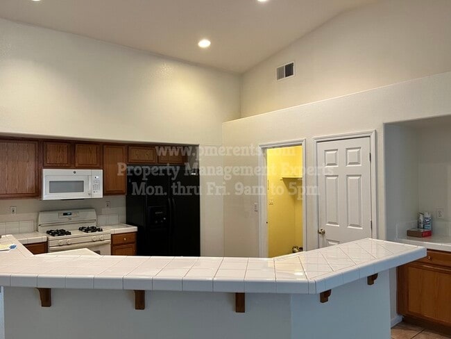 Building Photo - 10078 Berryessa Dr