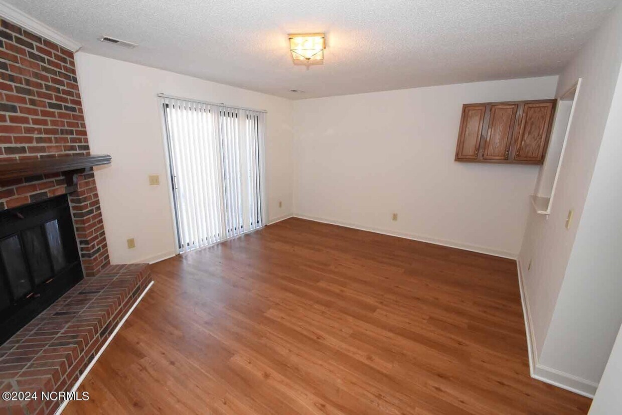 Building Photo - 2041 Quail Ridge Rd