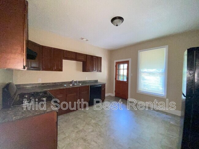 Foto del edificio - 702 W 23rd St