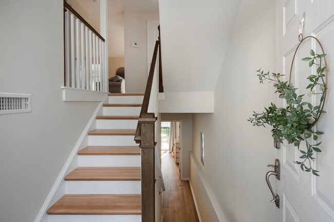 Foto del edificio - 17274 King Philip Way
