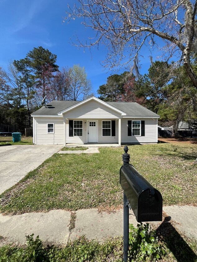 3 Whistlestop Dr, Guyton, GA 31312 House Rental in Guyton, GA