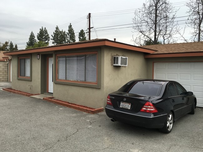 Parte frontal de la unidad - 644 W 3rd St
