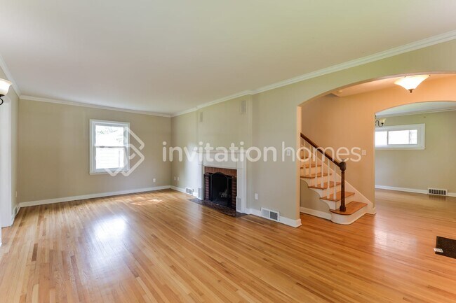 Foto del edificio - 1598 Hollywood Ct