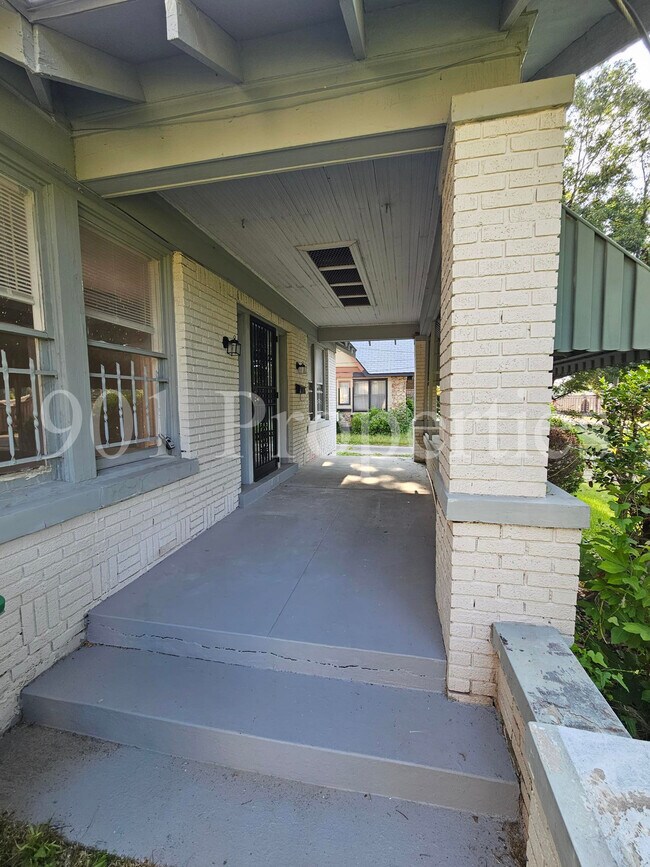 Foto del edificio - 2928 Southern Ave