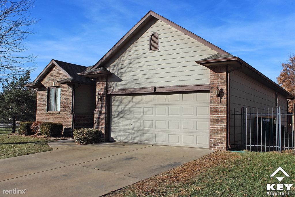 Primary Photo - 10738 W Ponderosa Cir