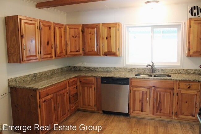 Building Photo - 3 br, 1 bath House - 2626 W. Mistletoe