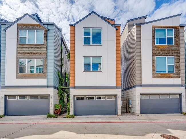 Building Photo - 1406 Waterloo Shore Ln