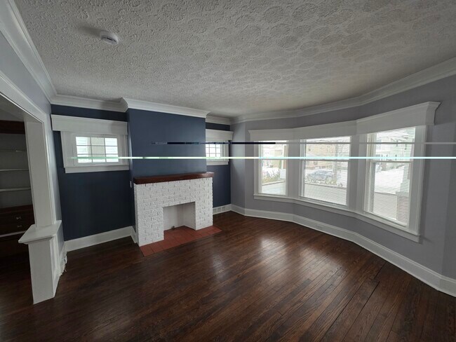 1646 Sala de estar 2 - 1646 Waterbury Rd