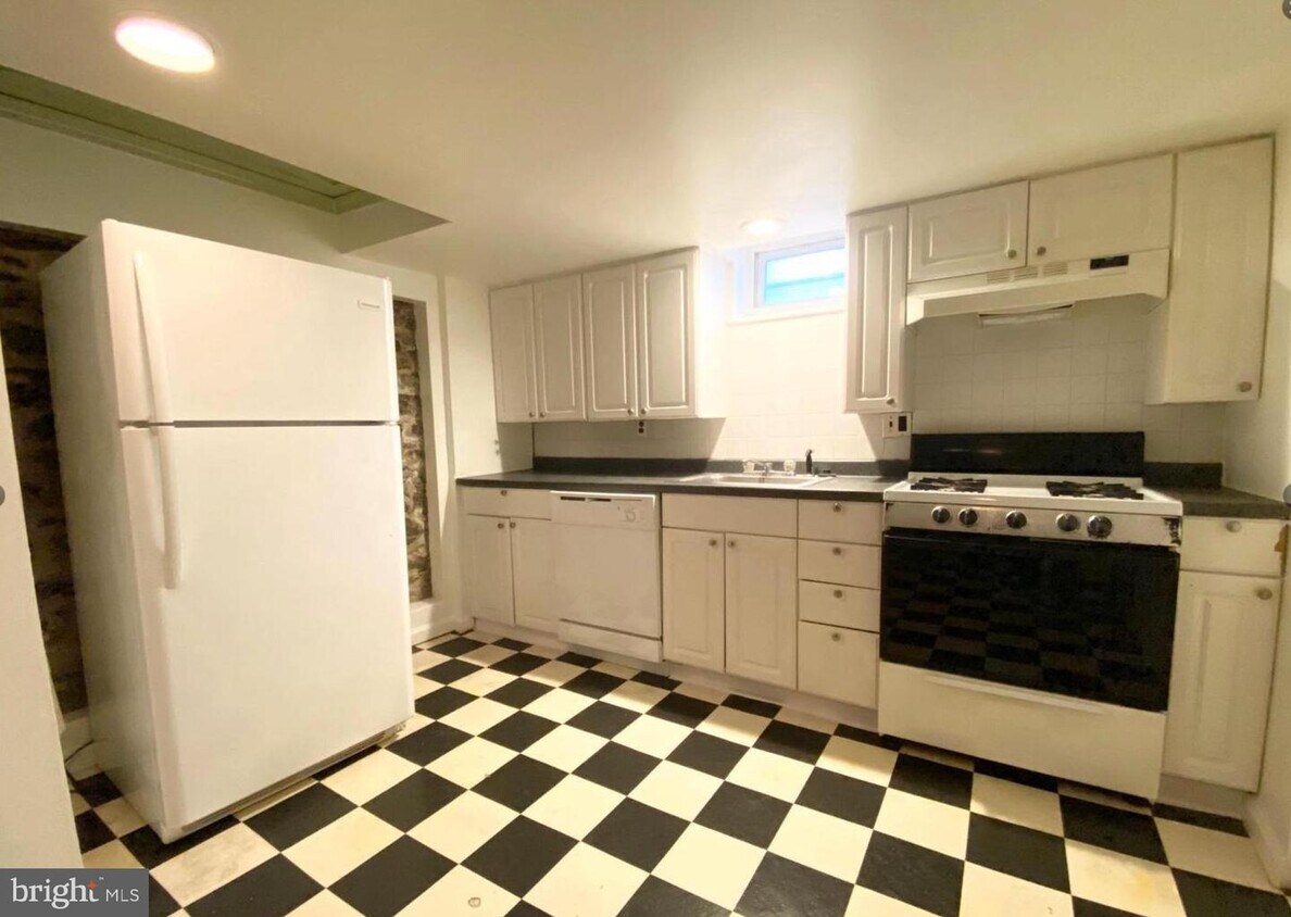 229 Manton St, Philadelphia, PA 19147 Townhouse for Rent in