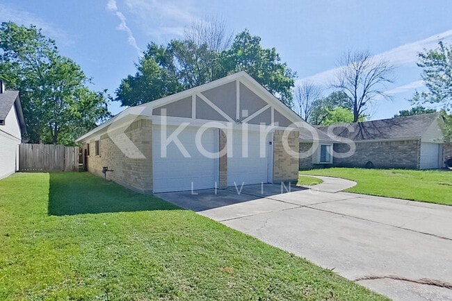 Building Photo - 24138 Landing Way Dr