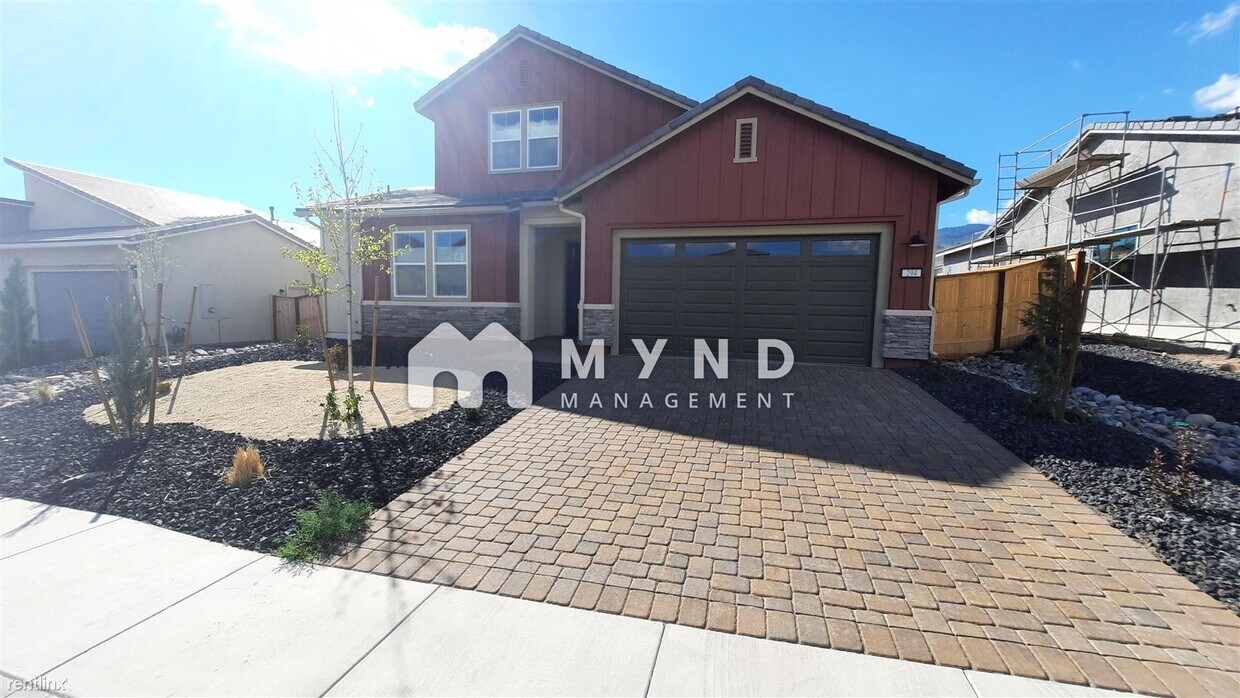 Primary Photo - 4 br, 3.5 bath House - 294 Commodore Dr