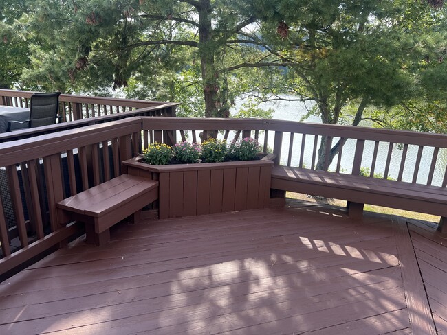 Building Photo - 2916 Bridgehampton Ct