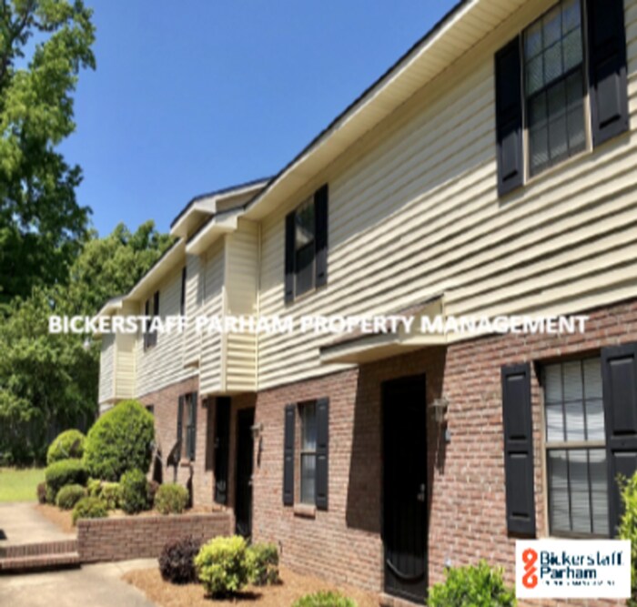Primary Photo - St. Elmo's Place Apartments!! 2 Beds and 1...