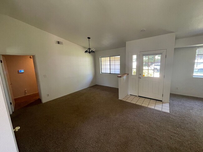Building Photo - Central Chico, 3/2 fenced yard, 2 car garage, Gardener included, Solar, Fireplace, Craftsman Pergola