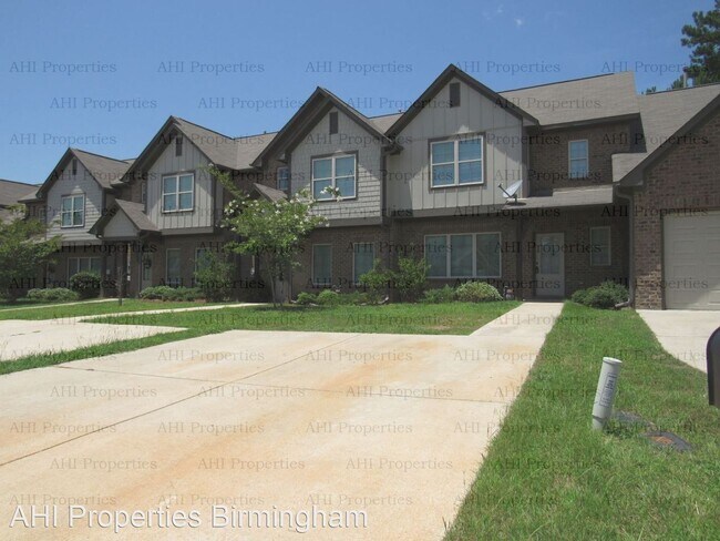 Building Photo - 3 br, 2.5 bath House - 568 Polo Way