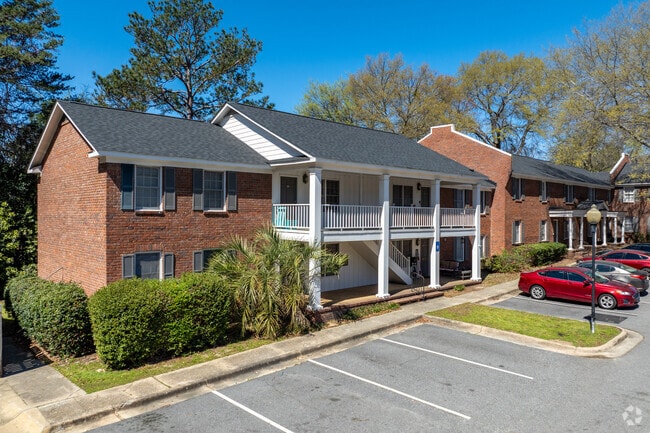 Building Photo - Cove Apartments