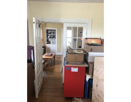 Building Photo - 329 Freeport St