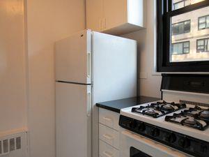 Building Photo - 330 W 58th St