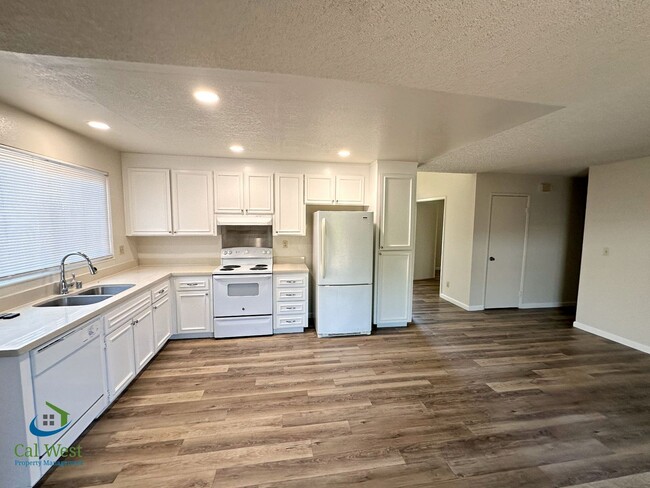 Foto del edificio - $4095 - 3 Bed/2 Bath Home on a Cul-de-sac ...