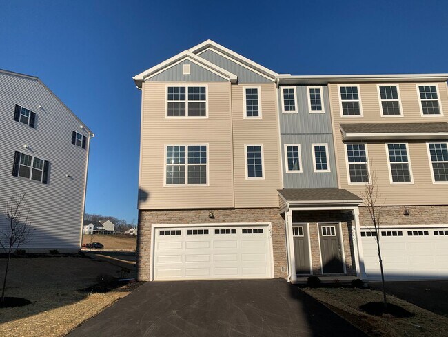 Foto del edificio - 1855 Shady Ln