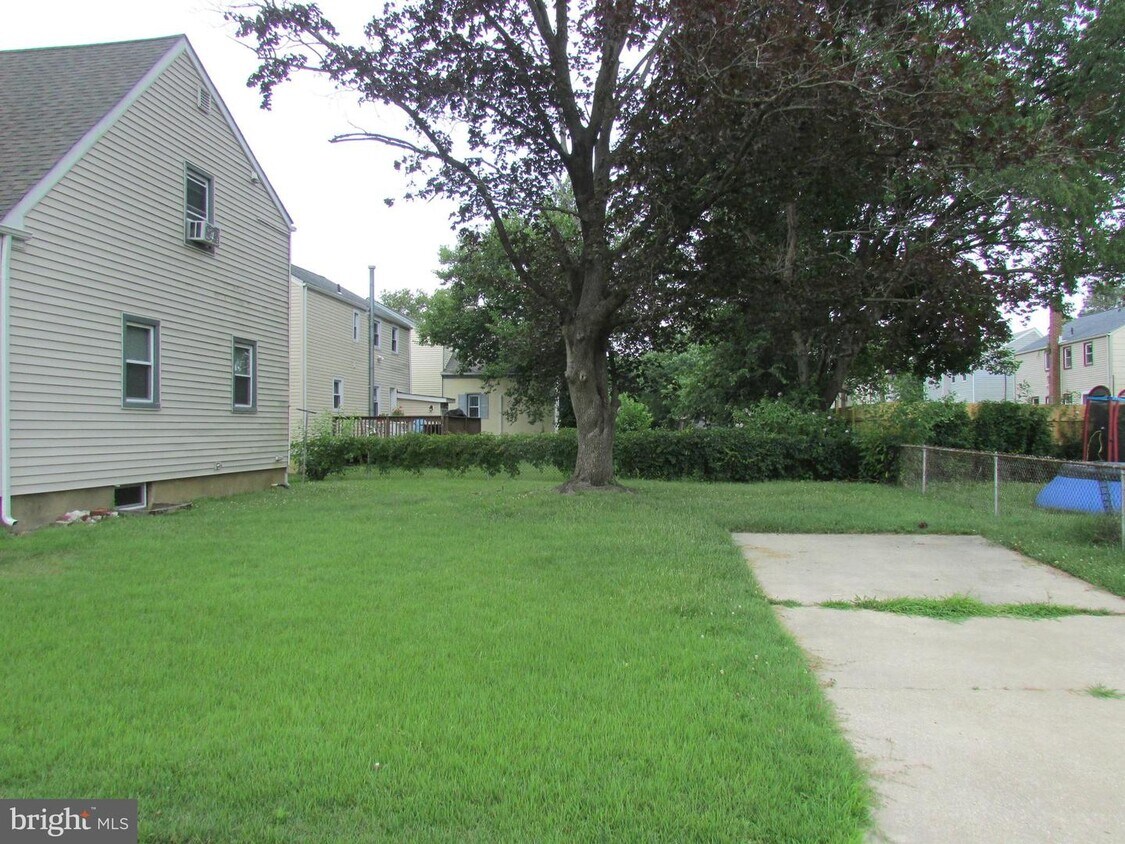 112 Chalmers Ave, Bellmawr, NJ 08031 House Rental in Bellmawr, NJ